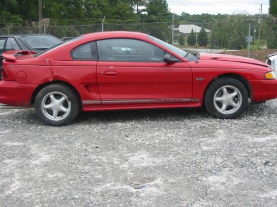 1996 Ford Mustang 4.6 Automatic - Red - Image 1