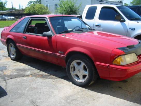 1992 Ford Mustang 5.0 AOD - Red - Image 1