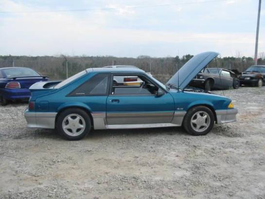87-93 Ford Mustang Hatchback 5 Automatic - Blue - Image 1