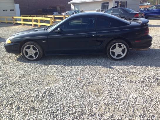 1995 Ford Mustang GT 5.0L Auto Black - Image 1