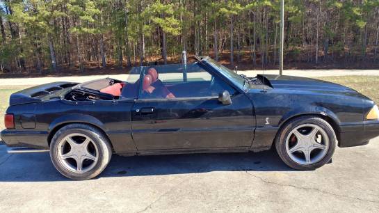 1985 Ford Mustang LX Convertible - Image 1