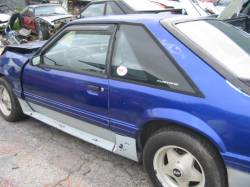 1989 Ford Mustang 5.0 HO Automatic - Blue - Image 1