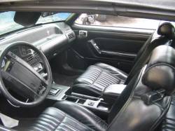 1992 Ford Mustang 5.0 AOD Automatic - Silver & Black - Image 3