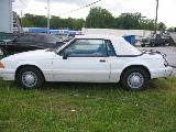 1993 Ford Mustang 2.3 Automatic - White - Image 2