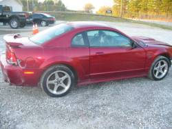99-04 Ford Mustang Coupe 4.6 Automatic - Red - Image 2