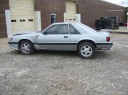 83-86 Ford Mustang Hatchback 5 Automatic - Silver - Image 2
