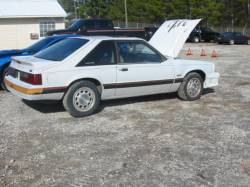 87-93 Ford Mustang Hatchback 5 Automatic - White - Image 4