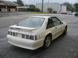 87-93 Ford Mustang Hatchback 5 manual - white - Image 3