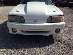 1988 Ford Mustang GT White - Image 4