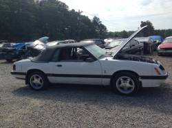 1986 Ford Mustang Convertible White - Image 2