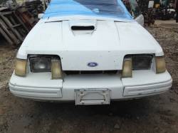 1985 Ford Mustang T-Top White - Image 4