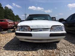 1990 Ford Mustang Convertible White - Image 3