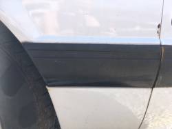 Exterior - Body Moldings - 1987-1993 LX Right Side Quarter Molding Front