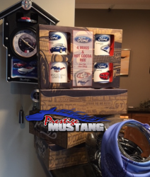 Ford Mustang Mug & Cocoa Set - Image 2