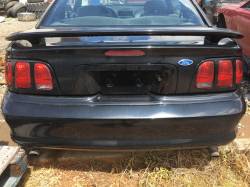 1995 Ford Mustang, 5.0L V8, Manual Transmission, Black/Gray - Image 4